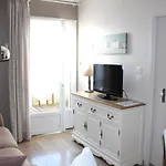 Fleur De Re